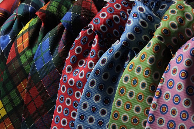 kravaty se vzory