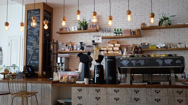 Kavárna, barista, káva